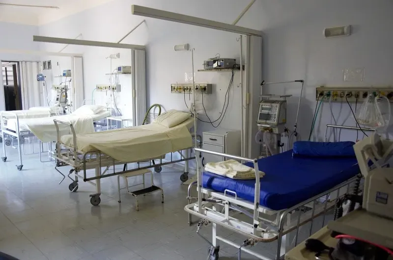 Jak sprzątanie placówek medycznych wspiera bezpieczeństwo pacjentów?